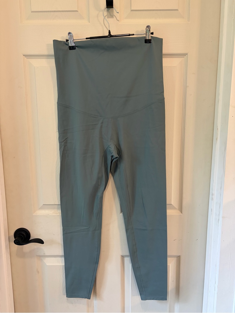 POSHDIVAH High-Waist Maternity Leggings in Sage - size L